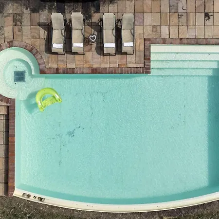 Sun And Sun 2 Pools *